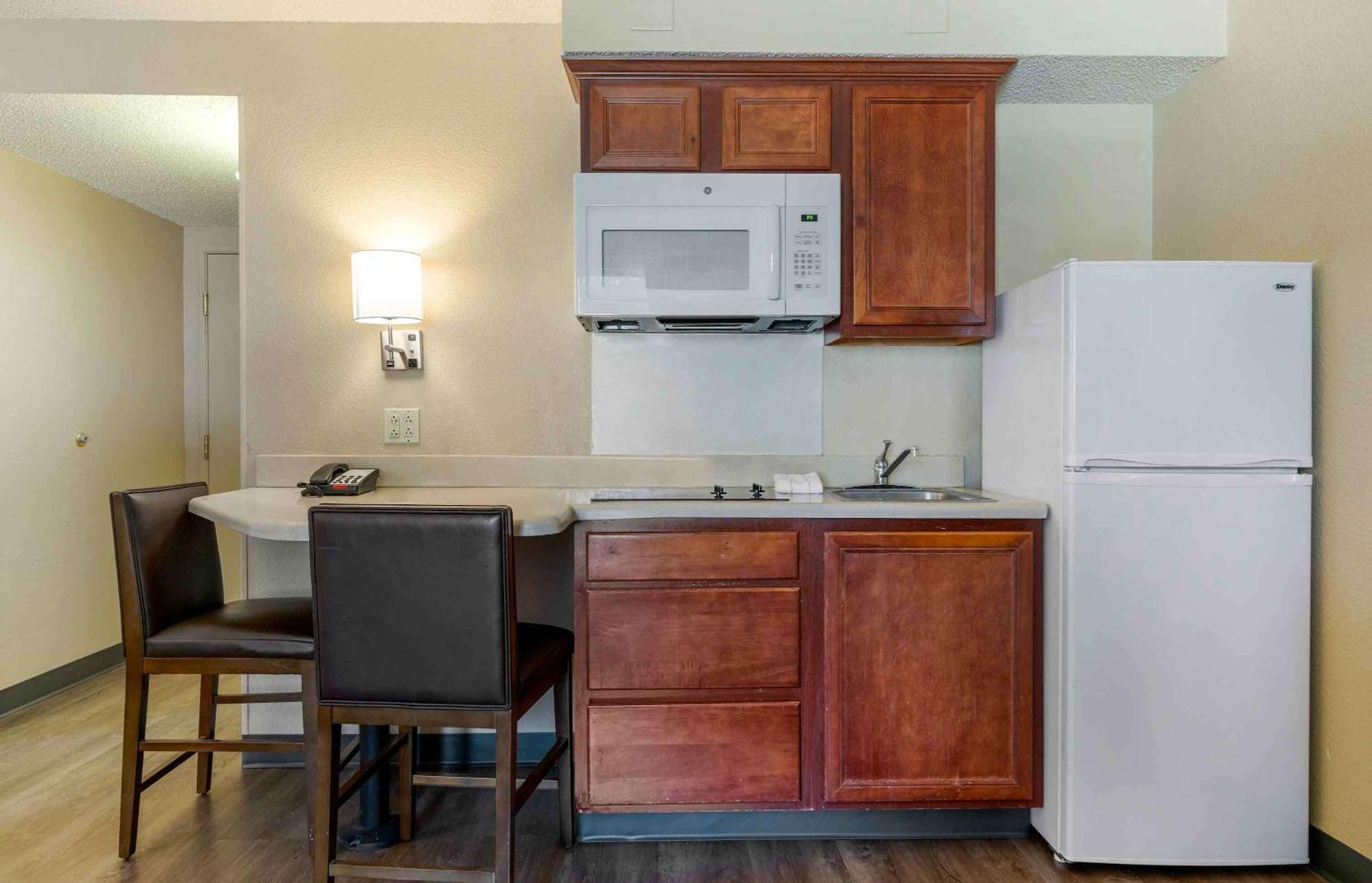 Extended Stay America Select Suites - Dallas - Ричардсън Екстериор снимка