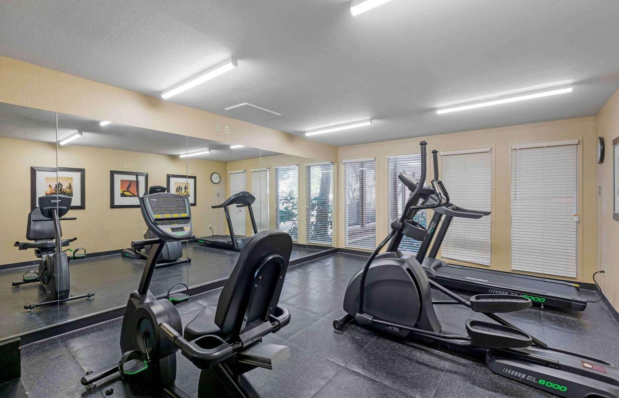 Extended Stay America Select Suites - Dallas - Ричардсън Екстериор снимка