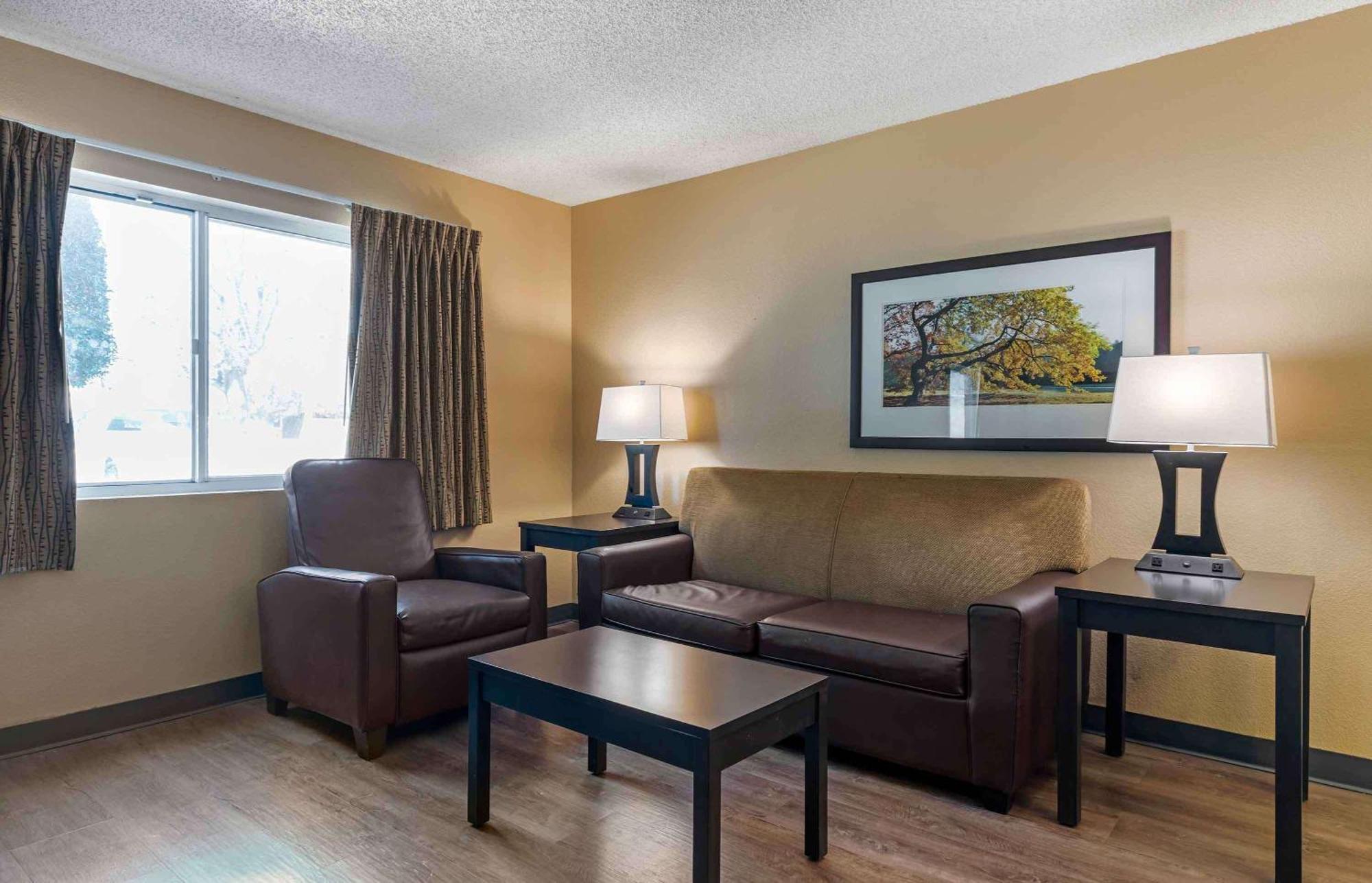 Extended Stay America Select Suites - Dallas - Ричардсън Екстериор снимка
