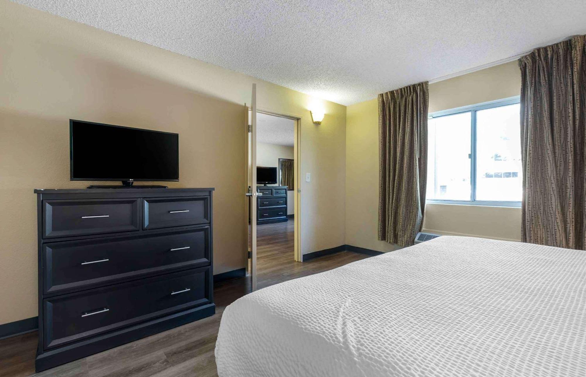 Extended Stay America Select Suites - Dallas - Ричардсън Екстериор снимка