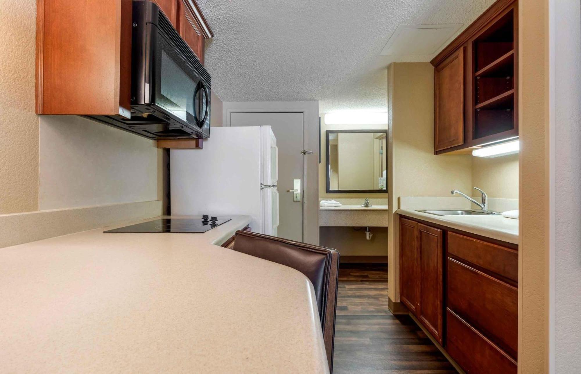 Extended Stay America Select Suites - Dallas - Ричардсън Екстериор снимка